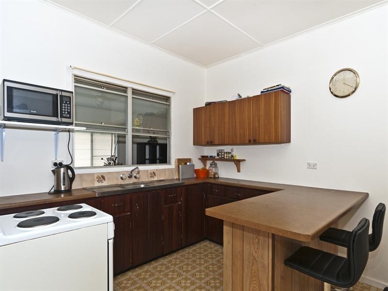 11 Gaydon Street, Newtown QLD 4350