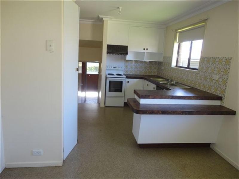 10 Dumba Street, Harristown QLD 4350