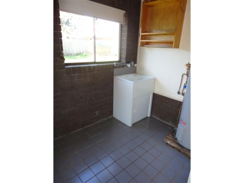 10 Dumba Street, Harristown QLD 4350