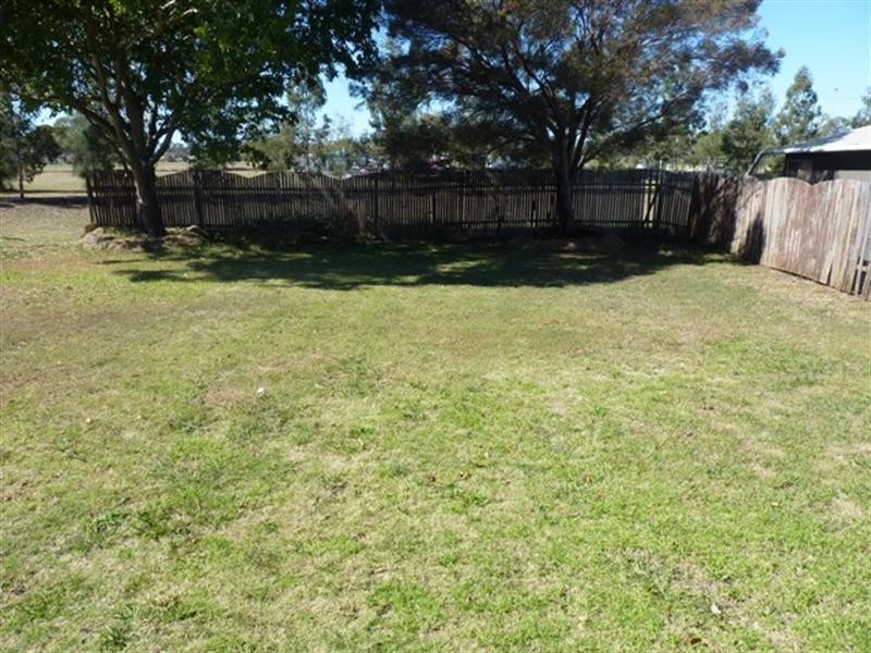 29 York Street, Oakey QLD 4401