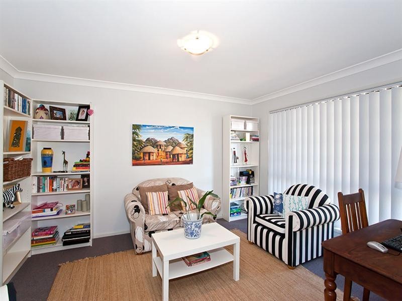 77 Pillar Street, Middle Ridge QLD 4350