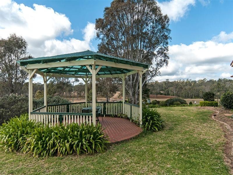 61 Mount Luke Road, Geham QLD 4352