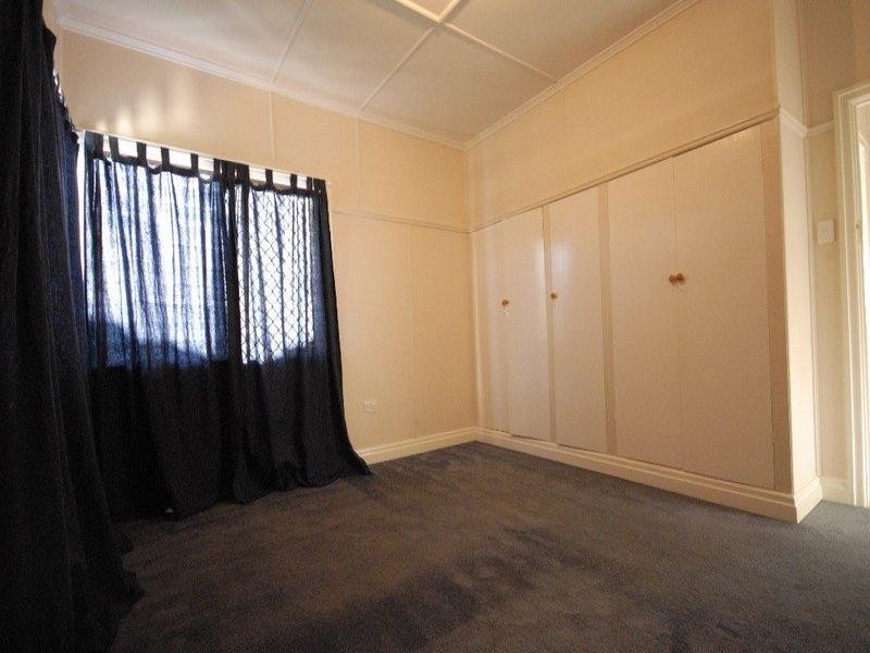 119 Hill Street, Newtown QLD 4305