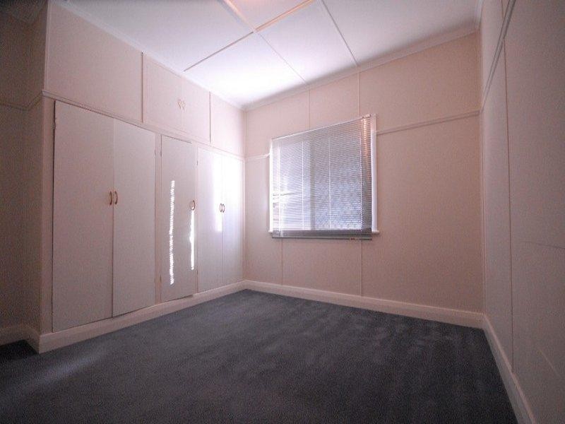 119 Hill Street, Newtown QLD 4305