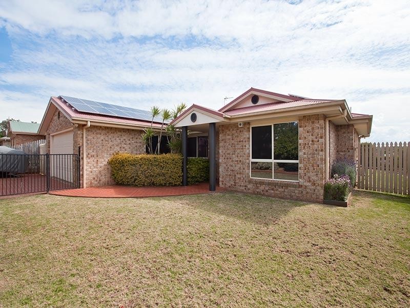 7 Poppy Court, Middle Ridge QLD 4350