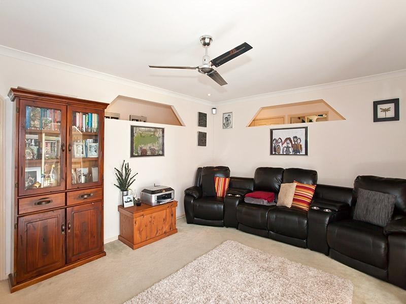 7 Poppy Court, Middle Ridge QLD 4350