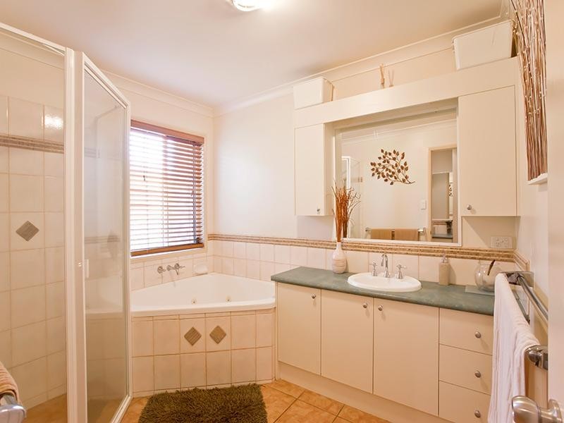 7 Poppy Court, Middle Ridge QLD 4350