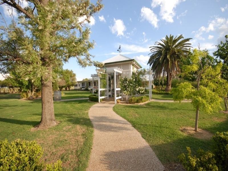 542 Old Elphinstone Road, Clifton QLD 4361