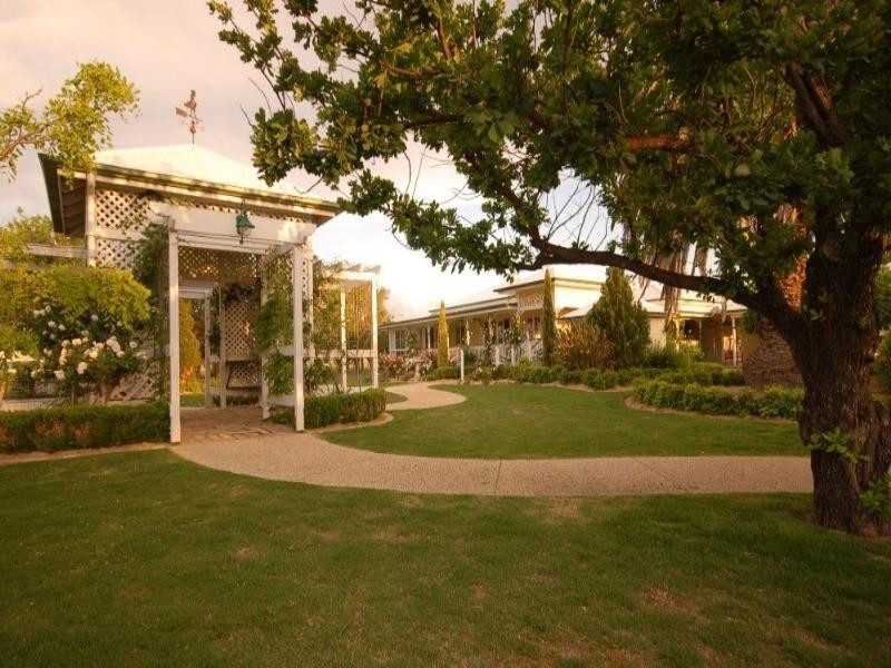 542 Old Elphinstone Road, Clifton QLD 4361