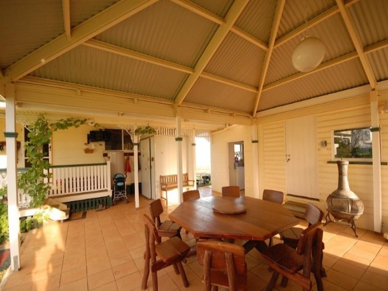542 Old Elphinstone Road, Clifton QLD 4361