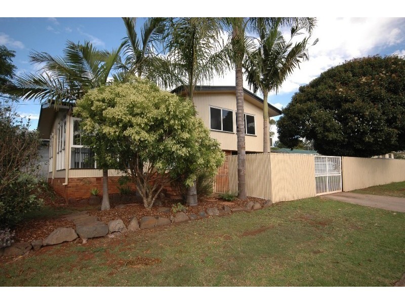 172a Long Street, South Toowoomba QLD 4350