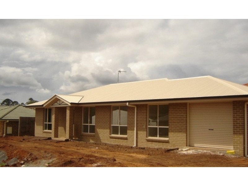 14 Willowburn Drive, Rockville QLD 4350