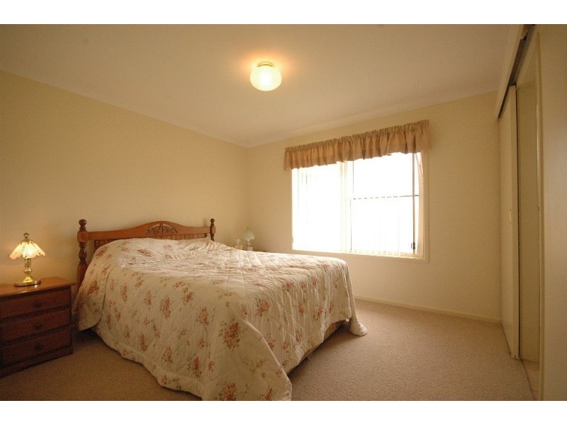 16 Barwick Street, Westbrook QLD 4350