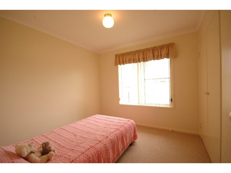 16 Barwick Street, Westbrook QLD 4350