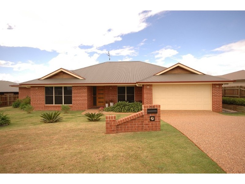 64 Polzin Road, Highfields QLD 4352