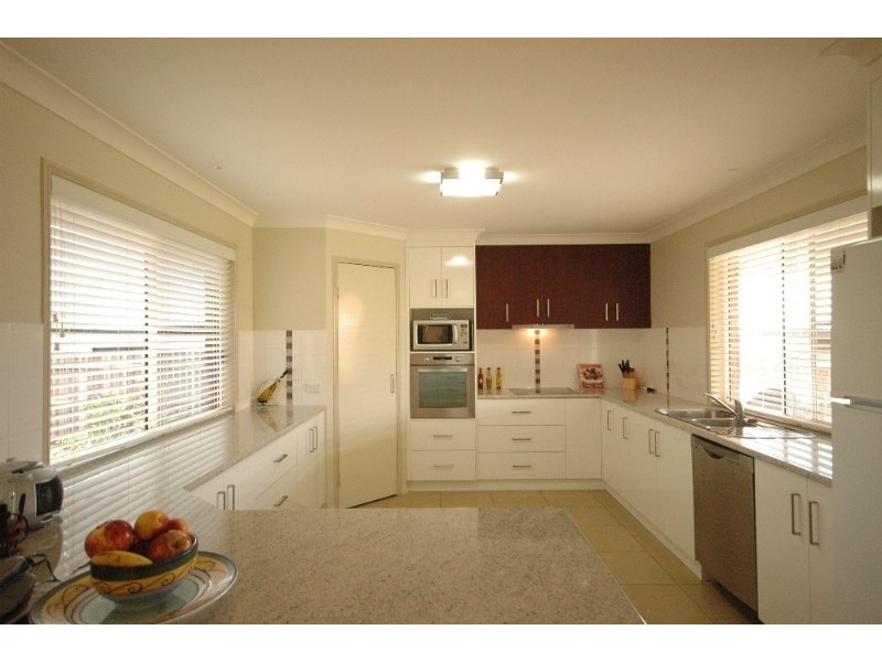 64 Polzin Road, Highfields QLD 4352