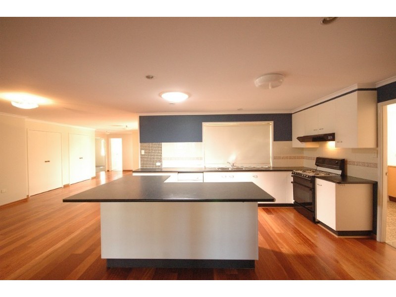 5 Esperanto Court, Kearneys Spring QLD 4350