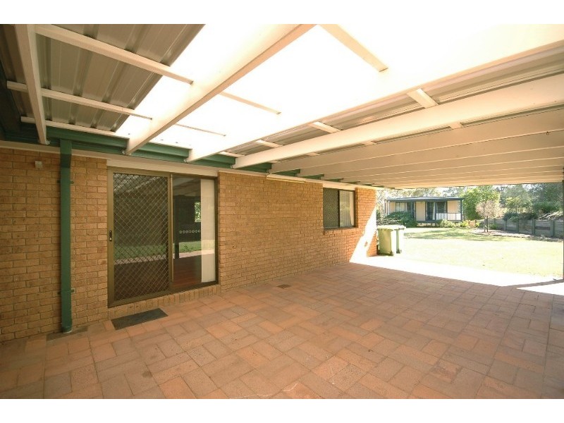 5 Esperanto Court, Kearneys Spring QLD 4350