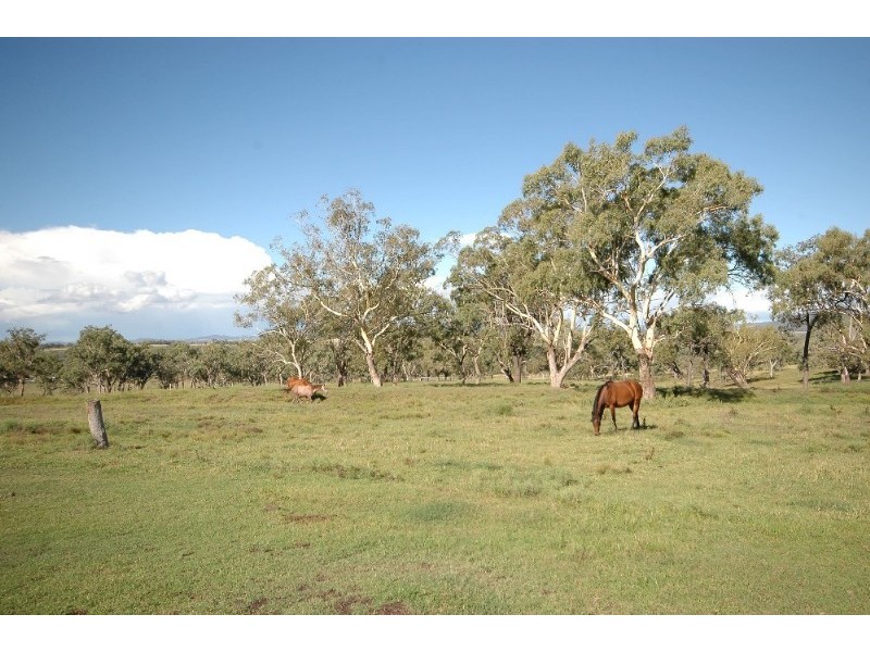 220 Hudson Road, Toowoomba QLD 4350