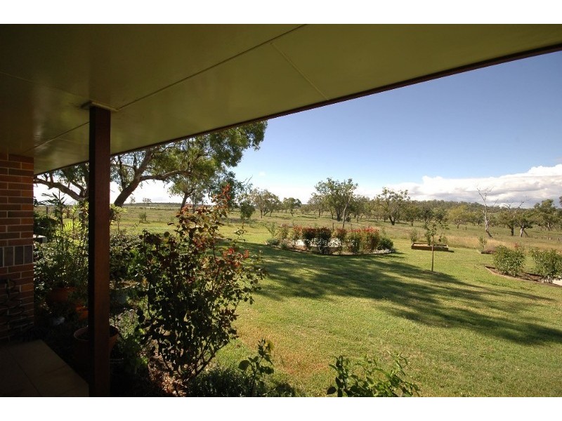 220 Hudson Road, Toowoomba QLD 4350