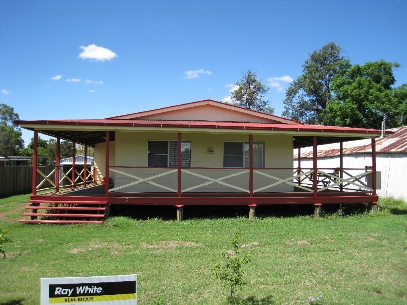 35 Hickey Street, Jandowae QLD 4410