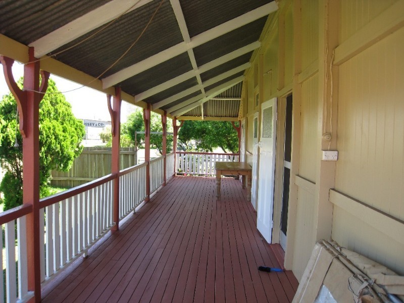 35a Hickey Street, Jandowae QLD 4410