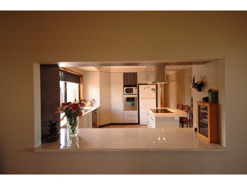 26 Manooka Court, Highfields QLD 4352