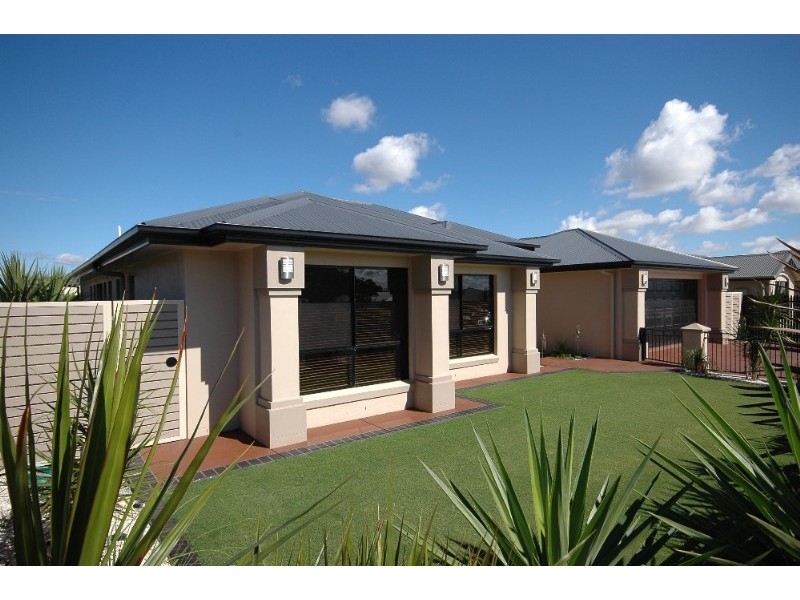 26 Manooka Court, Highfields QLD 4352