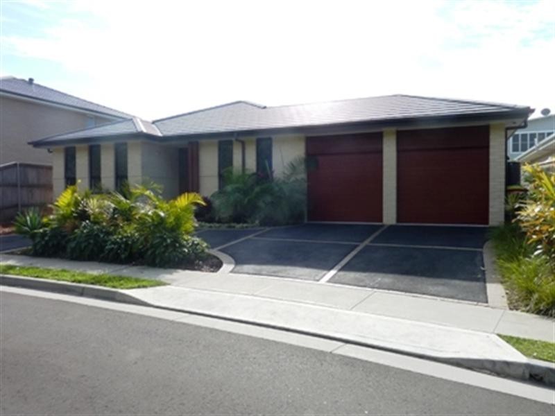 8 Spinners Way, Bulli NSW 2516