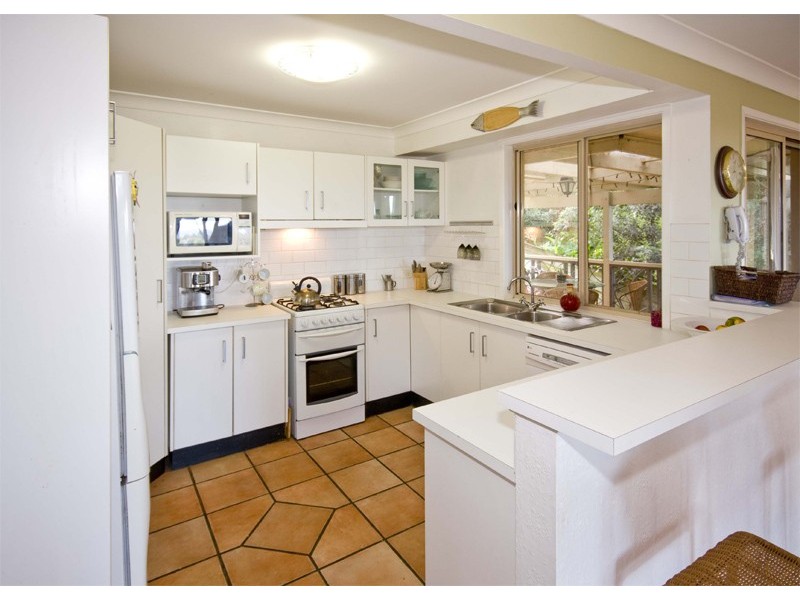 85A Stephen Drive, Woonona NSW 2517