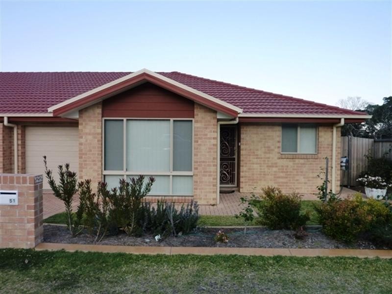 51 Flametree Circuit, Woonona NSW 2517