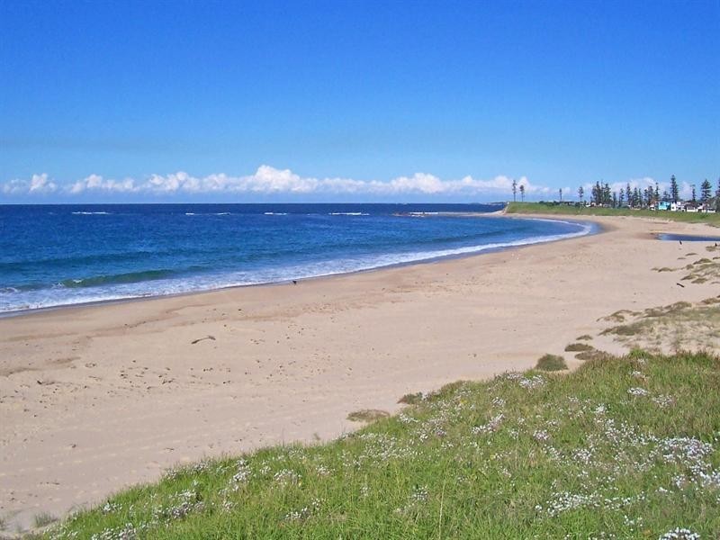 12 Royal Crescent, Woonona NSW 2517