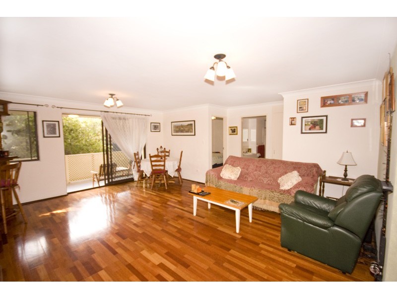 91-93 Flora Street, Sutherland NSW 2232