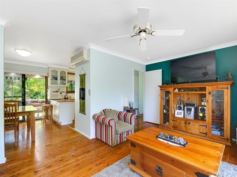 28 Kanangra Drive, Thirroul NSW 2515