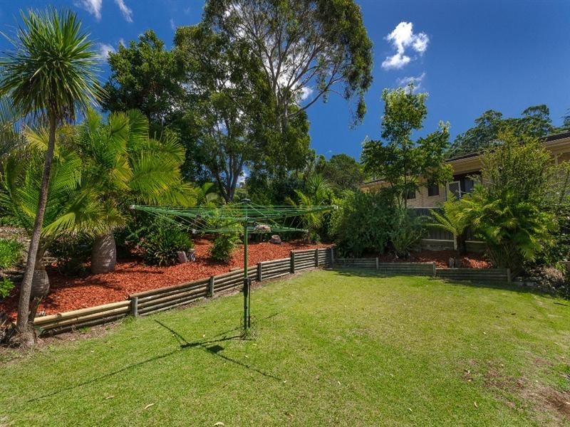 28 Kanangra Drive, Thirroul NSW 2515