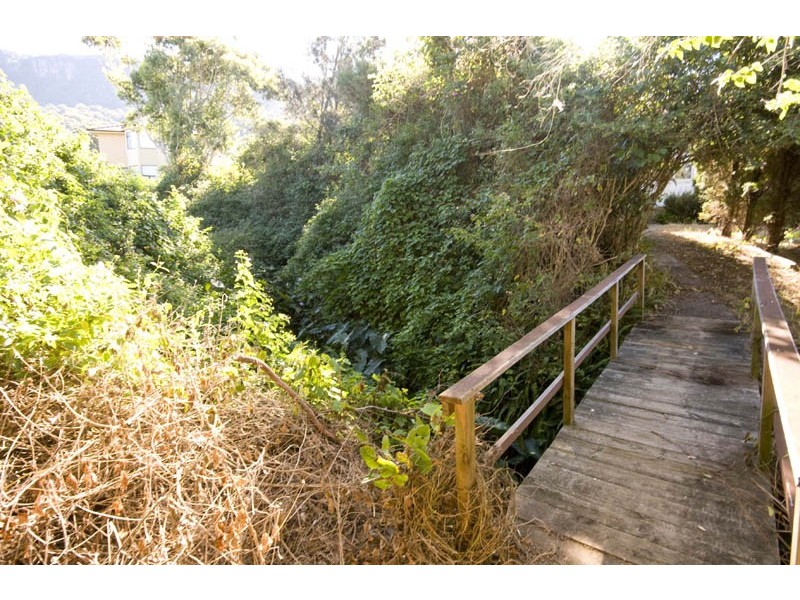 688-692 Lawrence Hargrave Drive, Coledale NSW 2515