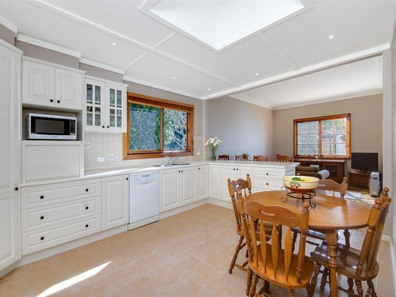 11 Popes Road, Woonona NSW 2517
