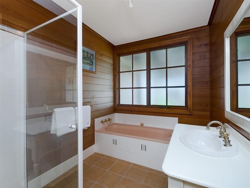11 Popes Road, Woonona NSW 2517
