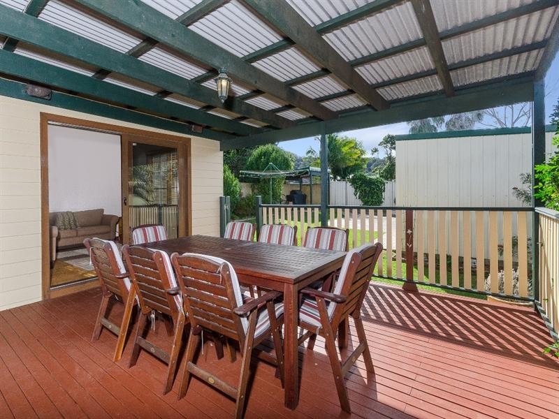 11 Popes Road, Woonona NSW 2517