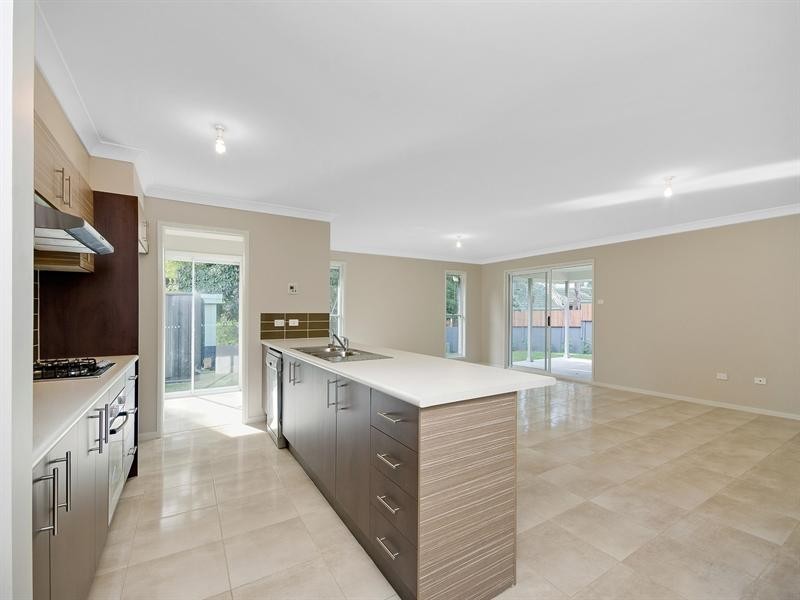 185C Princes Highway, Bulli NSW 2516