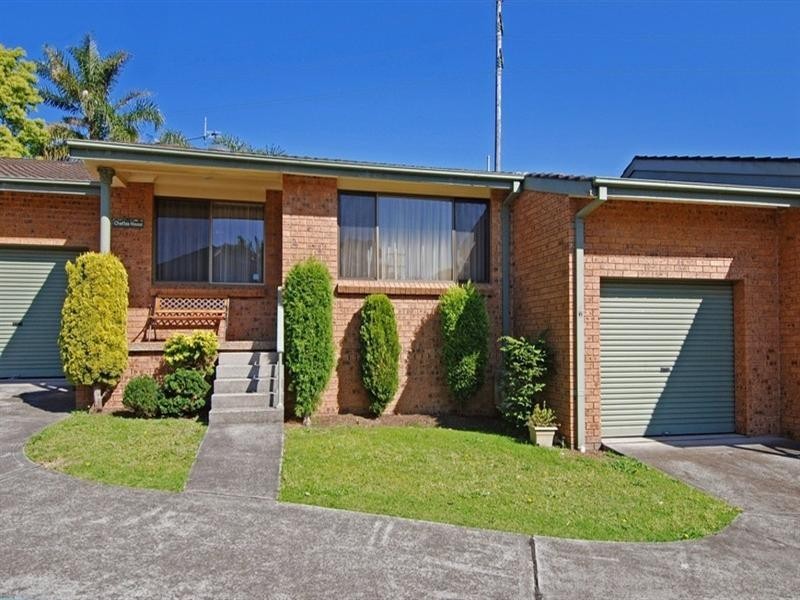 2/2a Kulgoa Road, Woonona NSW 2517