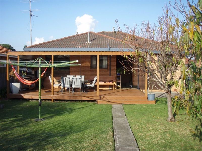 22 Ajax Avenue, North Wollongong NSW 2500