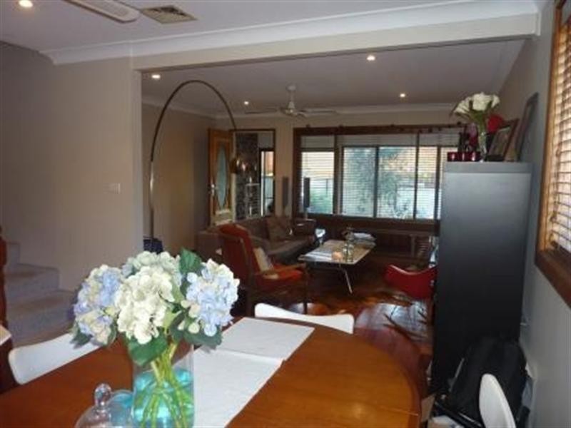 2/10 Ball Street, Woonona NSW 2517