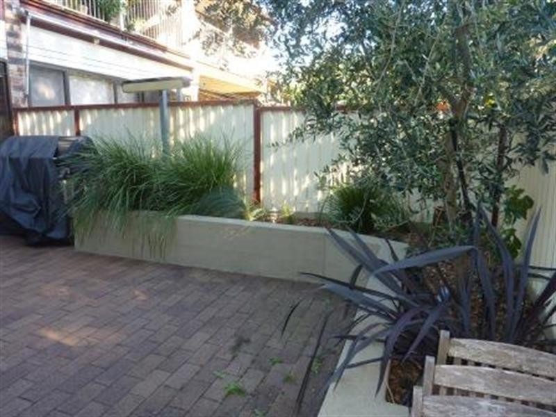 2/10 Ball Street, Woonona NSW 2517