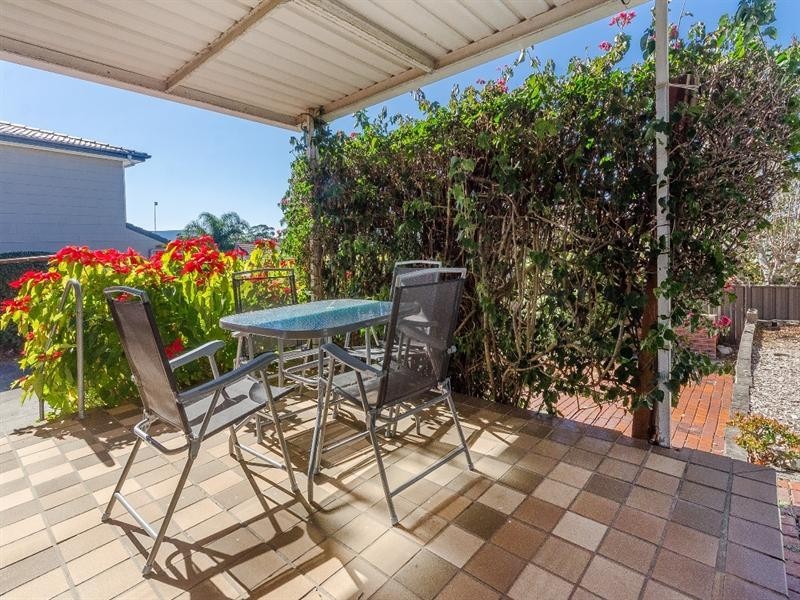 7 Carlie Place, Woonona NSW 2517