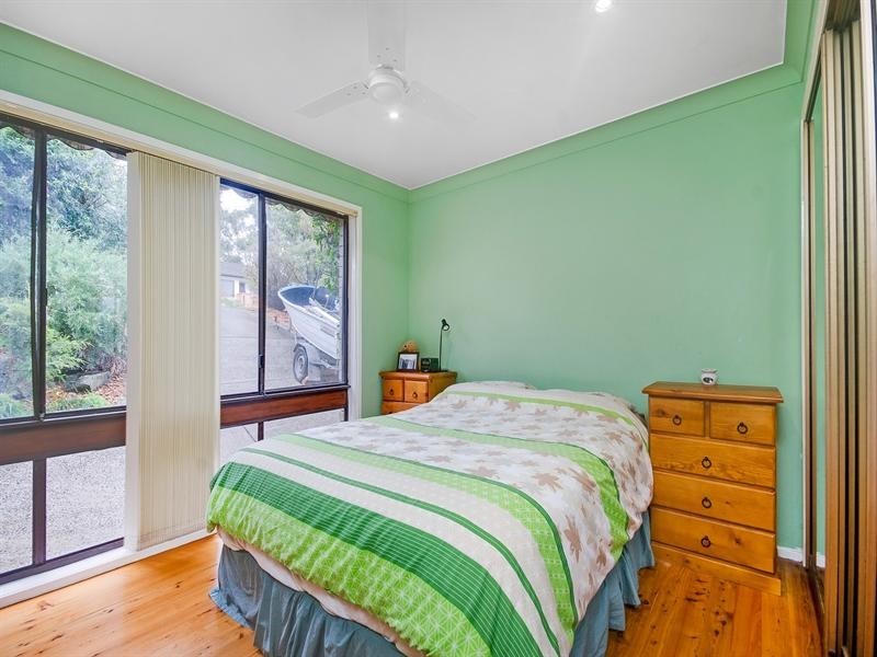 23 Highlands Parade, Bulli NSW 2516