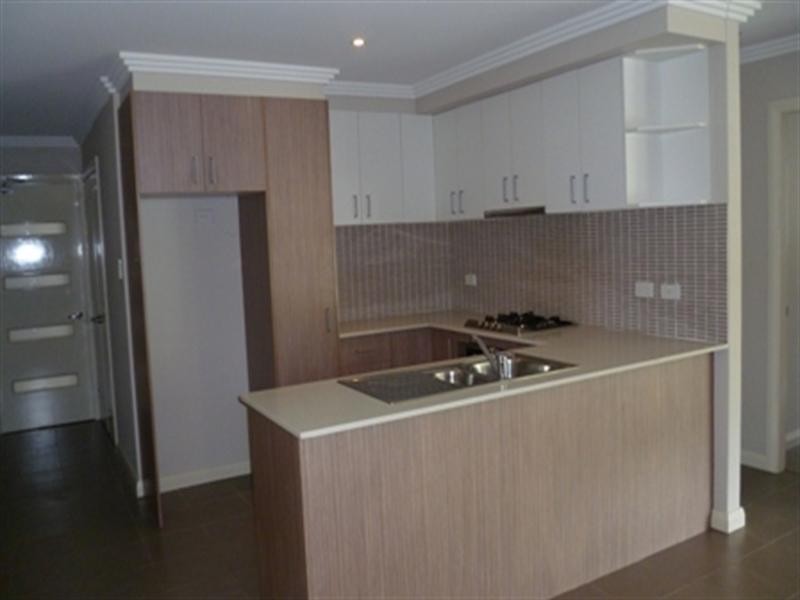 2/21-23 Hospital Road, Bulli NSW 2516