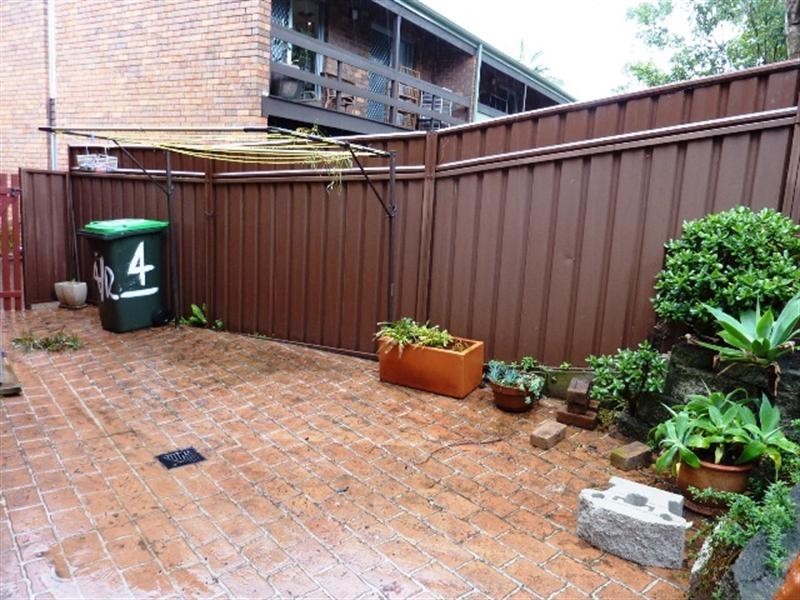 4/10-12 Waterloo Street, Bulli NSW 2516