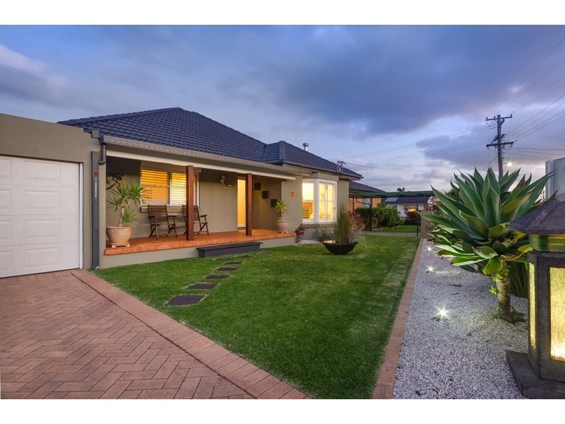 13 Royal Crescent, Woonona NSW 2517
