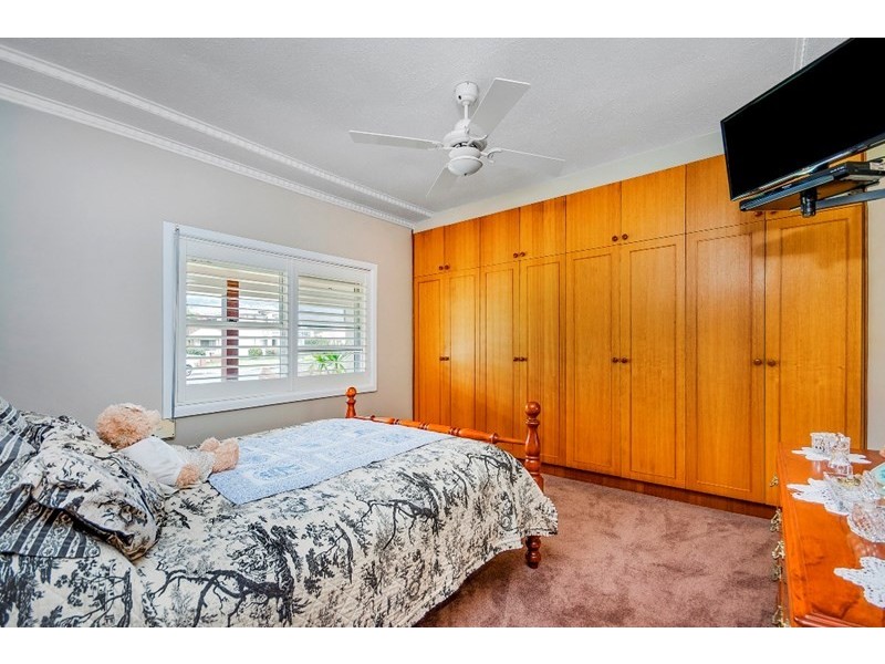 13 Royal Crescent, Woonona NSW 2517